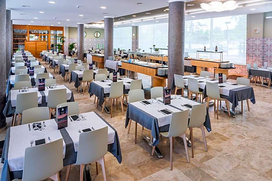 Aparthotel Cye Holiday Centre