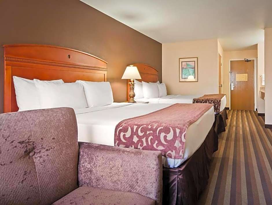 Best Western Manhattan Inn