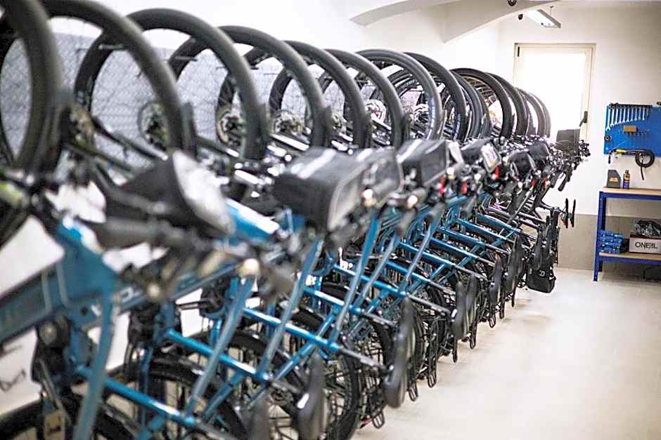 Palazzo ReSilente- Ostello