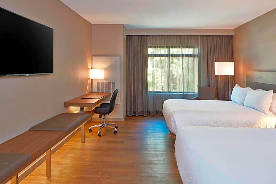 AC Hotel by Marriott Seattle Bellevue/Downtown