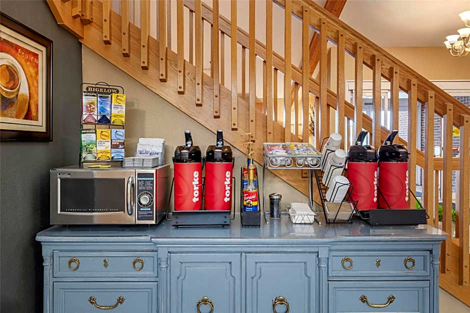 SureStay Plus Hotel by Best Western Litchfield