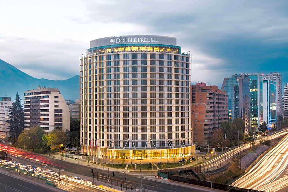 DoubleTree by Hilton Santiago Kennedy