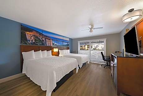 2 Queen Beds Nonsmoking