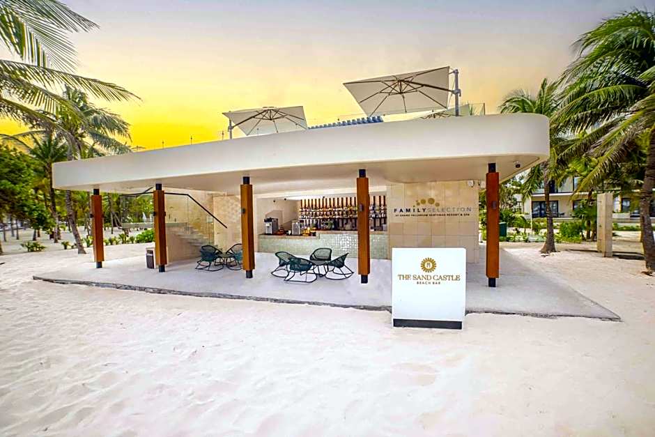 Family Selection at Grand Palladium Kantenah Resort & Spa- All Inclusive