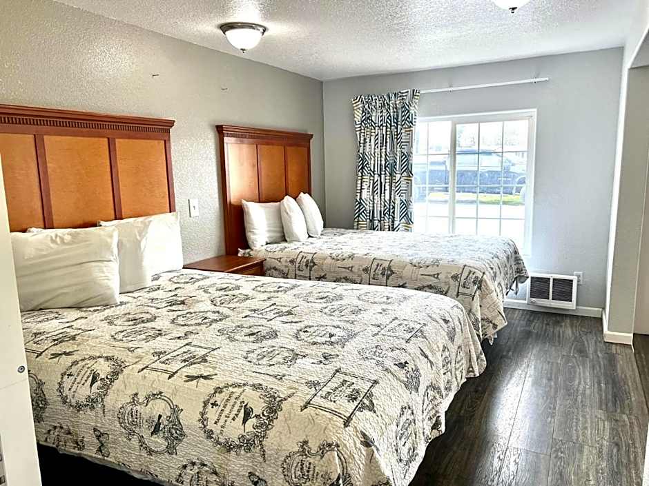 Royal Gateway Motel by OYO