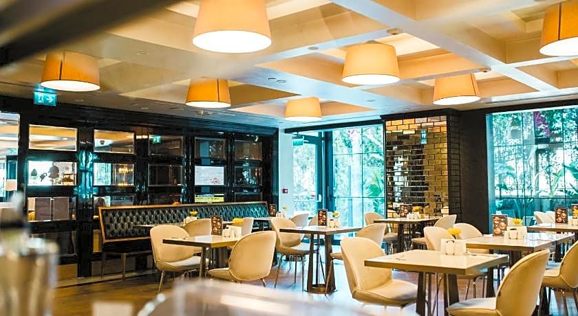 DoubleTree by Hilton Hotel Izmir Airport