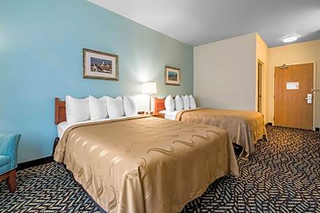 Queen Room with Two Queen Beds - Non-Smoking