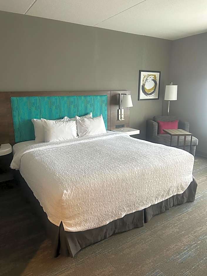 Hampton Inn by Hilton Kingston