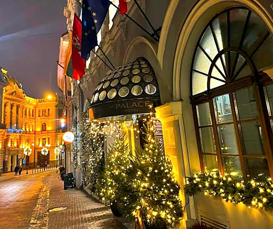 St Palace hotel