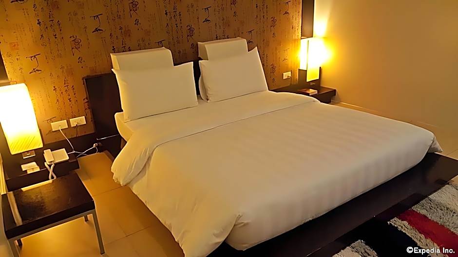 Manhattan Suites Inn