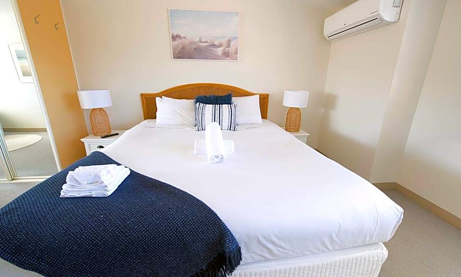 Nelson Bay Breeze Holiday Apartments