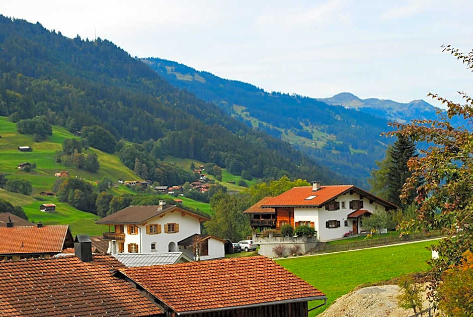 Rooms with Private bathrooms