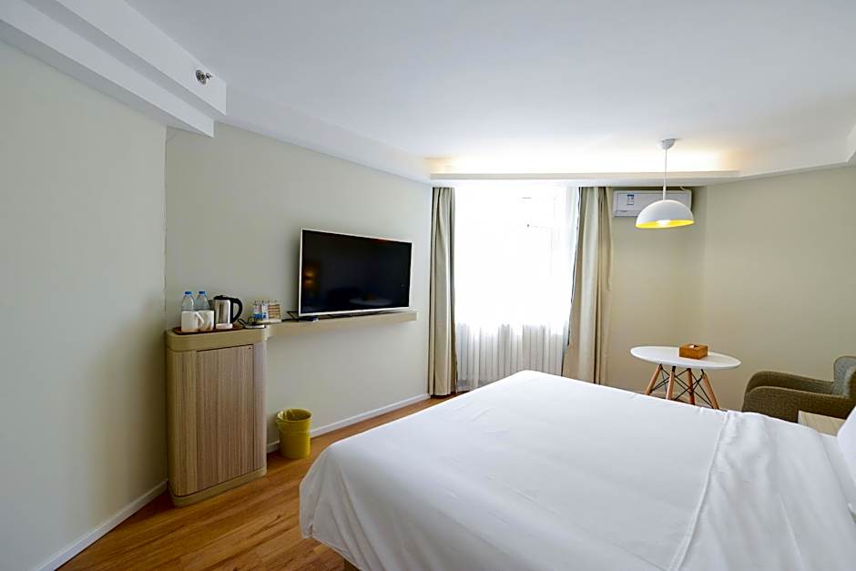 Hanting Hotel Dalian Nanshidao Street