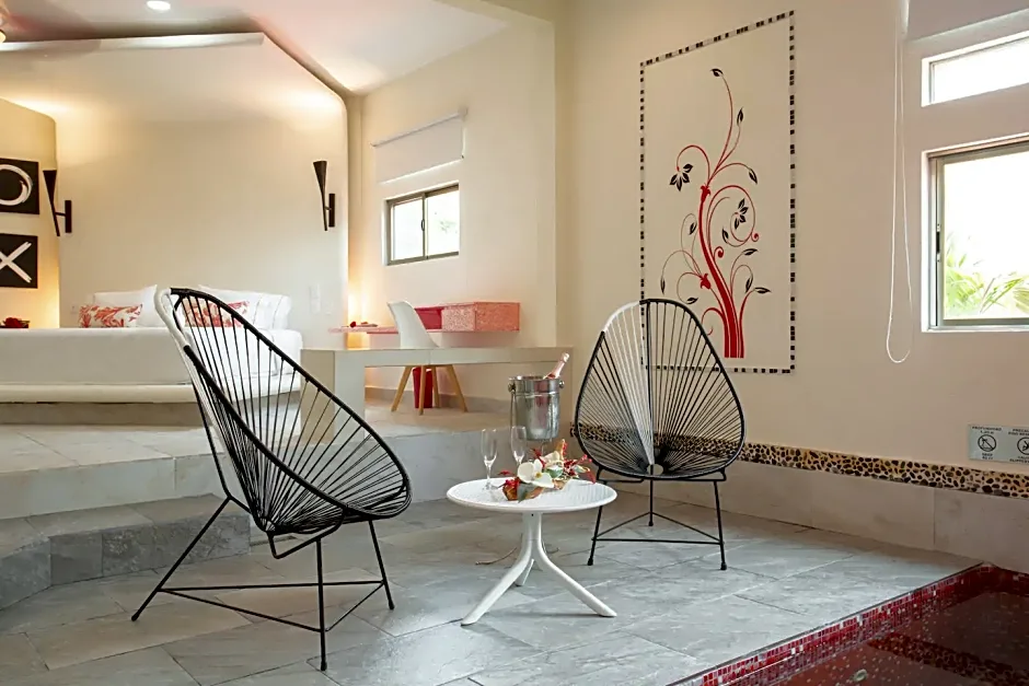 Casa Kaoba Hotel & Suites