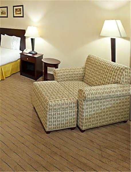 Holiday Inn Express Little Rock-Airport By IHG
