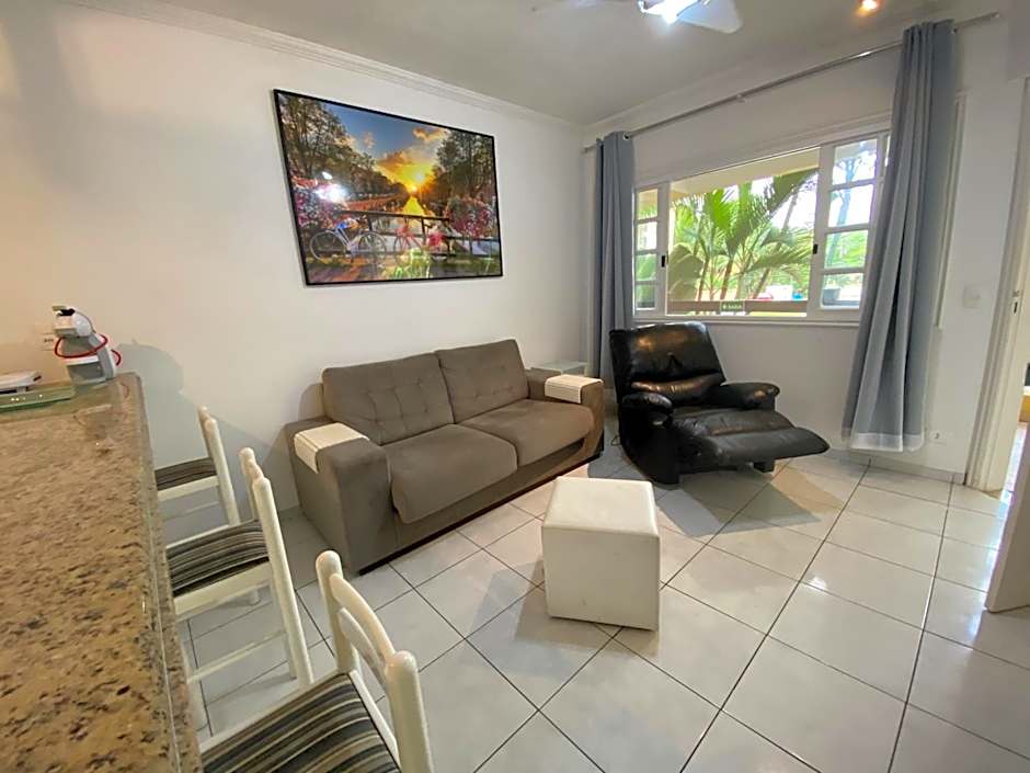 Flat Estudio 220 amarílis 3 Piscinas climatizadas, carregar veiculo eletrico, Bertioga, Riviera de São Lourenço Apartamento estúdio, cozinha equipada completa, serviço de hotelaria, limpeza e trocas diária de toalhas, WI-FI 500 MB