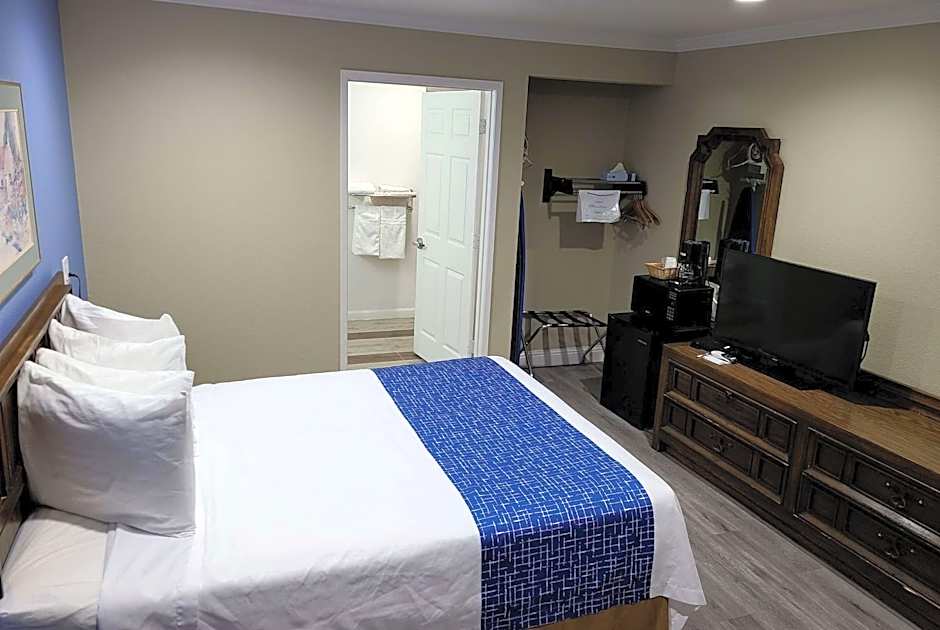 Travelodge by Wyndham Clearlake