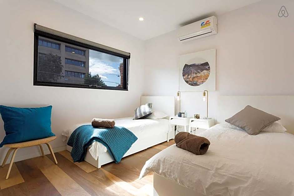 Lola Three Levels of Style with Rooftop Terrace