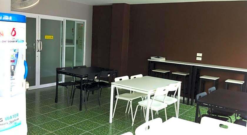 R2 Apartment Service