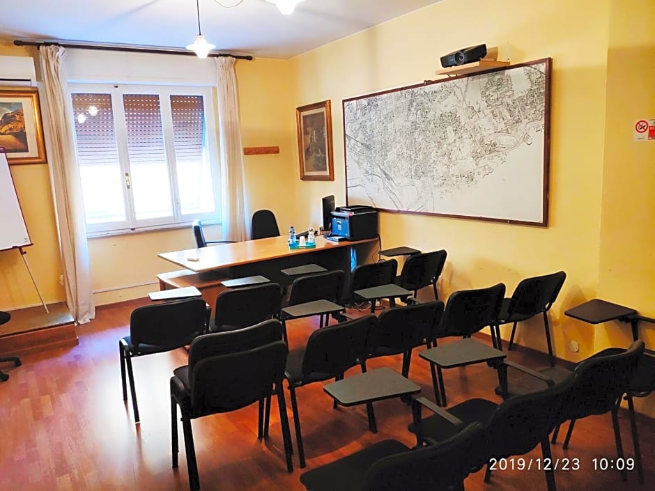 Giappone Inn Parking Hotel