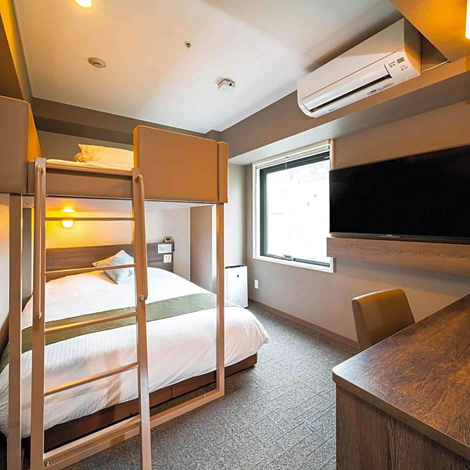 Super Hotel Premier Ginza