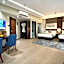J7 Plaza Hotel