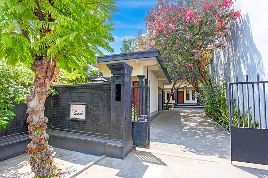 OYO Life 93155 Wisma Sarah