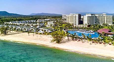 Mövenpick Resort Waverly Phu Quoc