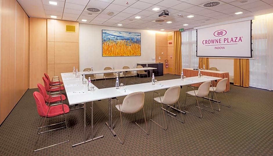 Crowne Plaza Padova by IHG