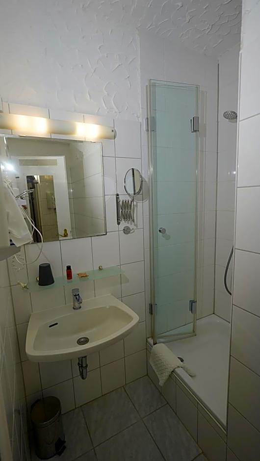 Hotel und Restaurant Löwenbräu Köln