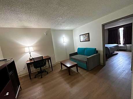 Queen Room with Two Queen Beds - Accessible/Non Smoking