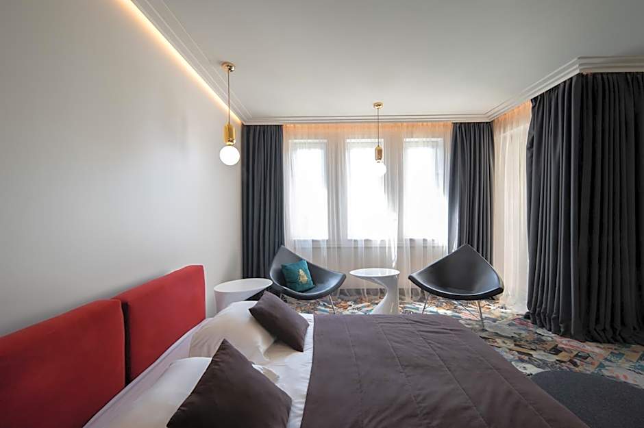 Amsterdam Plaza Hotel & SPA