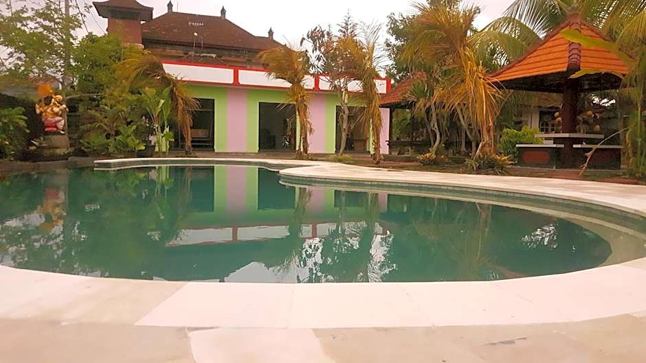 HOTEL SEGARA MANDALA