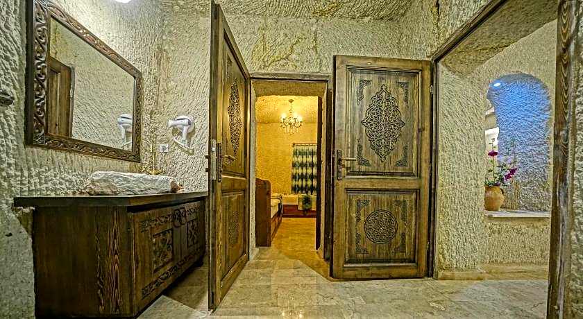Goreme Valley Cave House