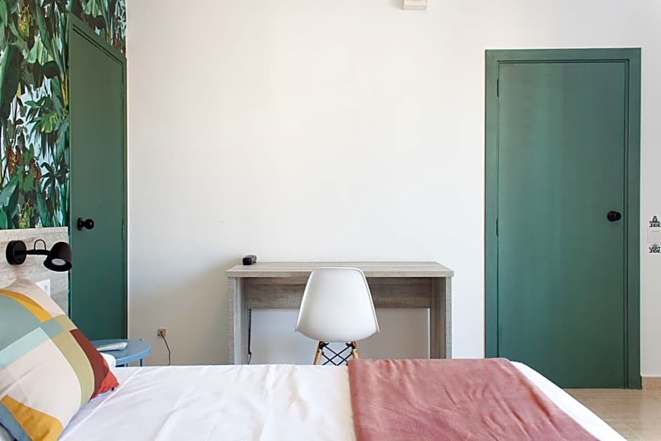 4U Miranda - Adults Only