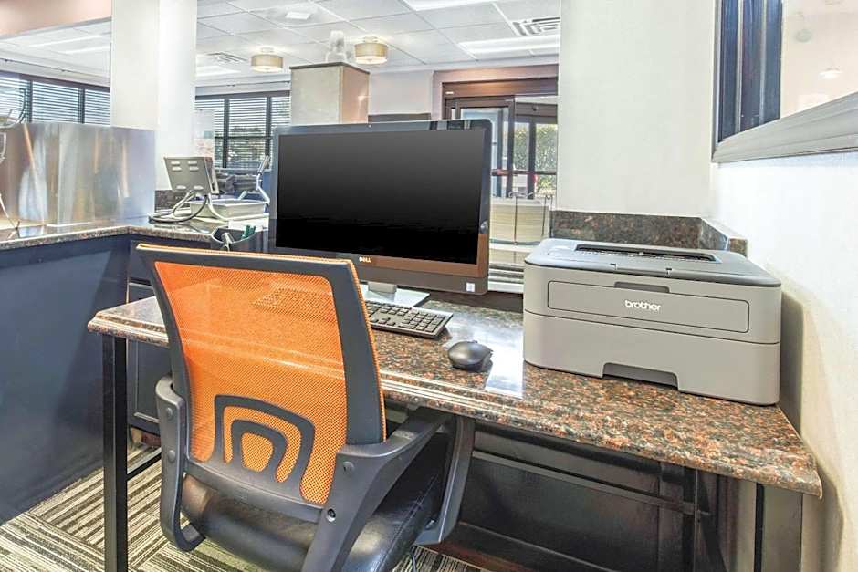 Quality Inn Memphis Airport