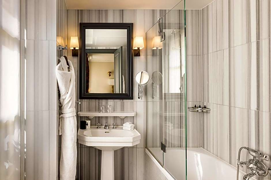 Pavillon Faubourg Saint-Germain & Spa