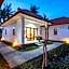 Nusa Indah Onai Hotel