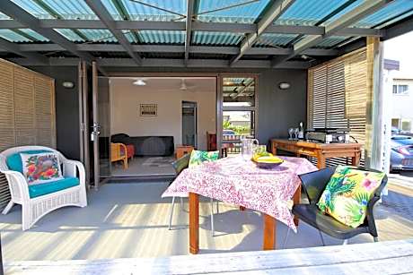 One-Bedroom Apartment with Terrace - 5