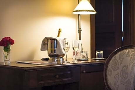 Superior Double or Twin Room with Mountain View