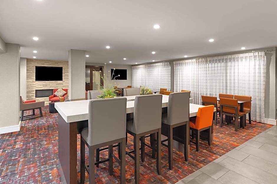 La Quinta Inn & Suites by Wyndham Austin Round Rock