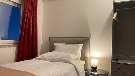 Single Room with Private Bathroom