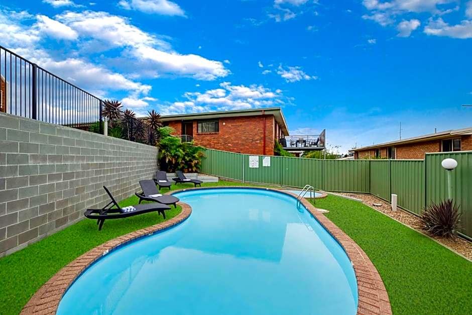 Sapphire Waters Motor Inn