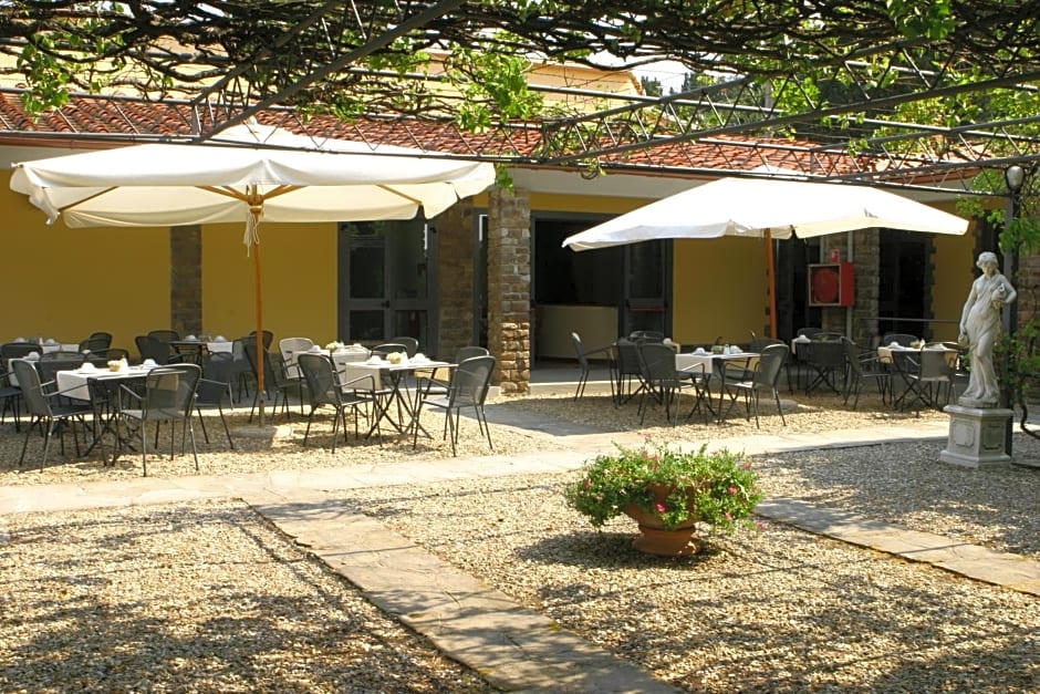 Hotel Villa Dei Bosconi