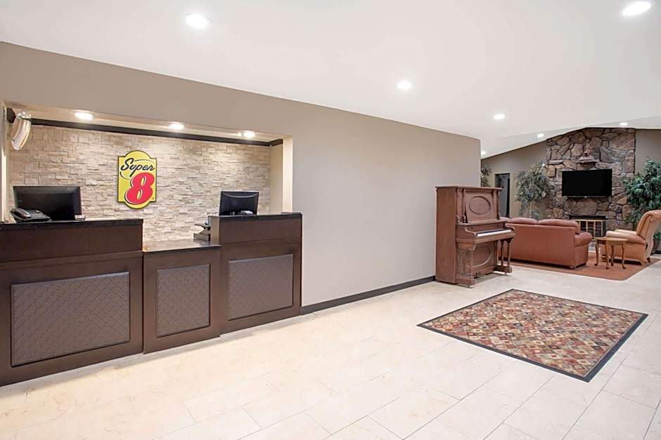 Super 8 by Wyndham Billings