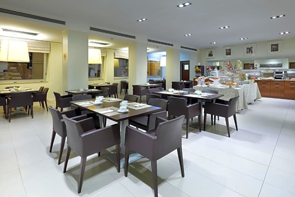 Mercure Roma Centro Saint John