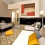 Yes Hotel