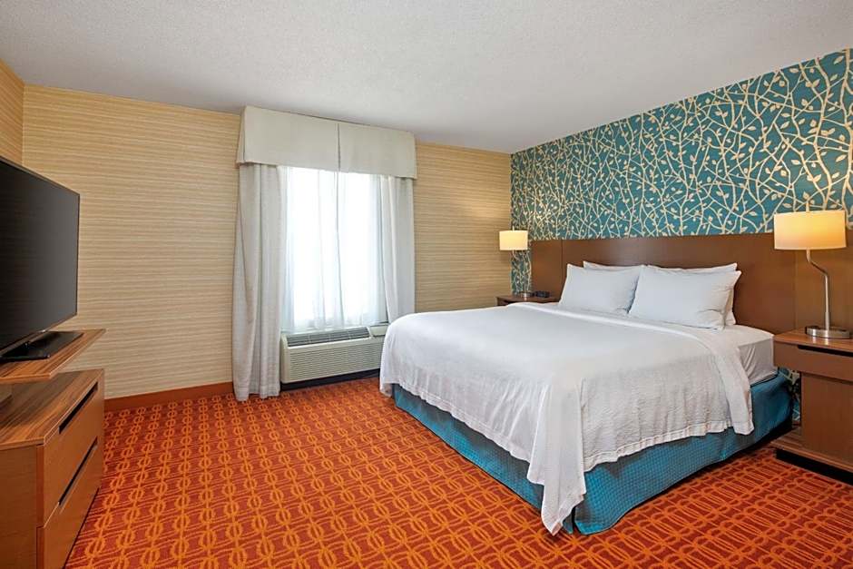 Fairfield Inn & Suites by Marriott Toronto Airport