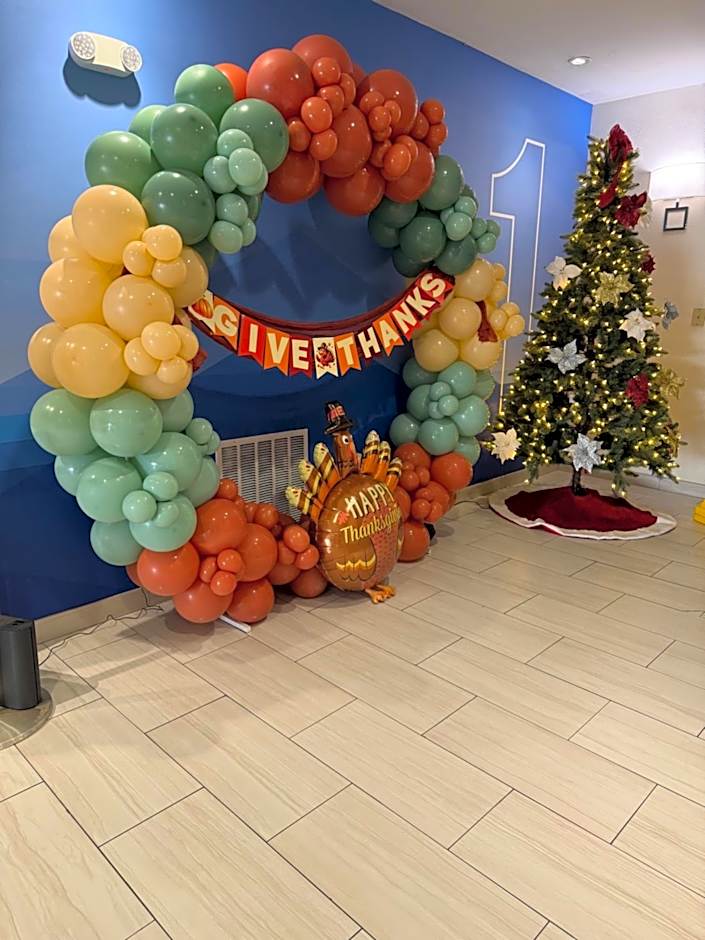Holiday Inn Express Hotel & Suites Duncanville By IHG