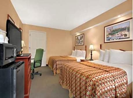 Baymont by Wyndham Sanford